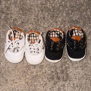 Stylish Black and White New Born Babies Shoes